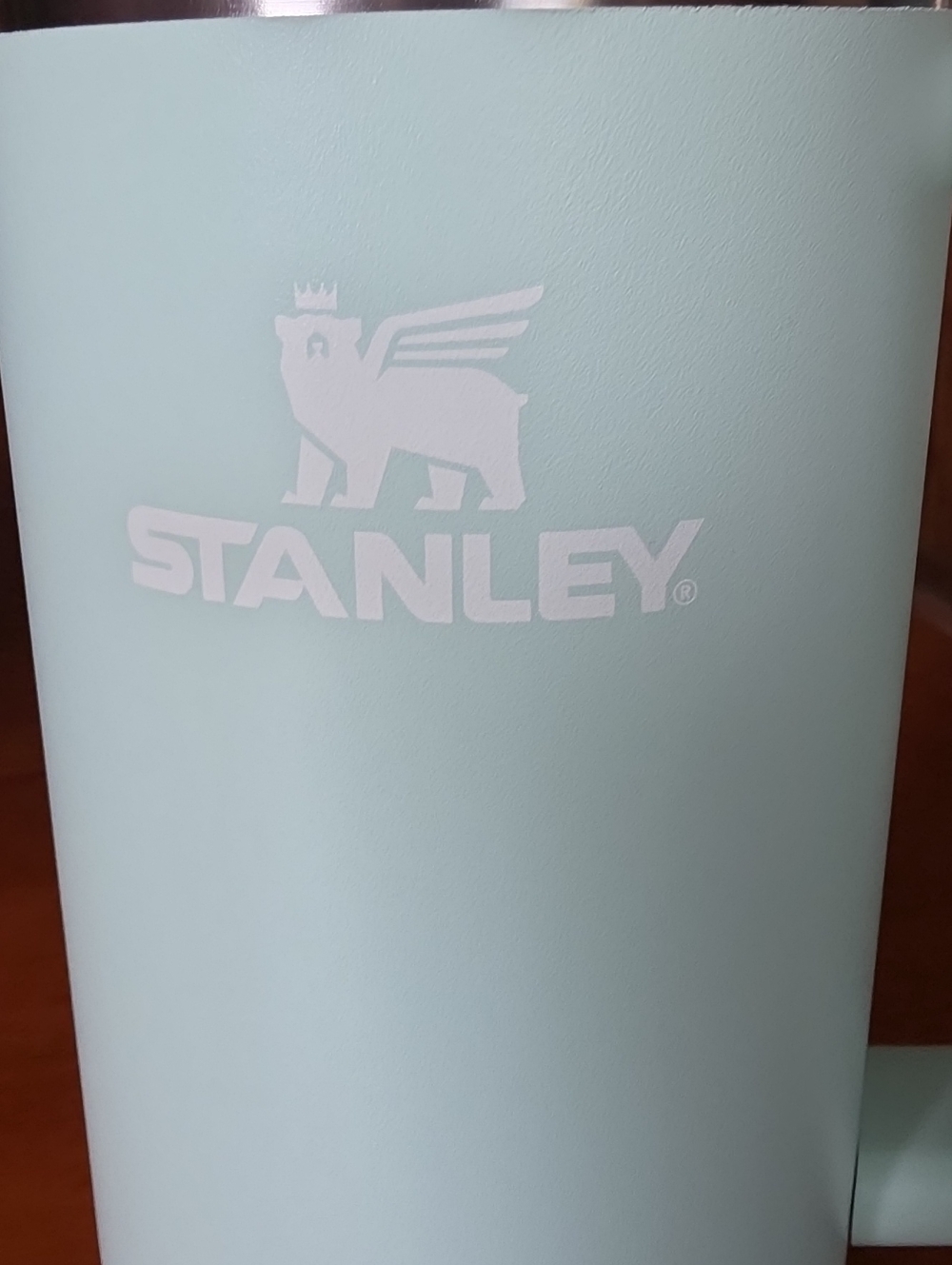 Stanley 30 oz Quencher H2.0 Tumbler - Matcha Cream (Light Green) - Picture 4 of 6